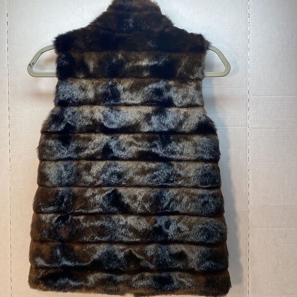 Michael Michael Kors walnut Faux Fur Vest NWT - Picture 3 of 9